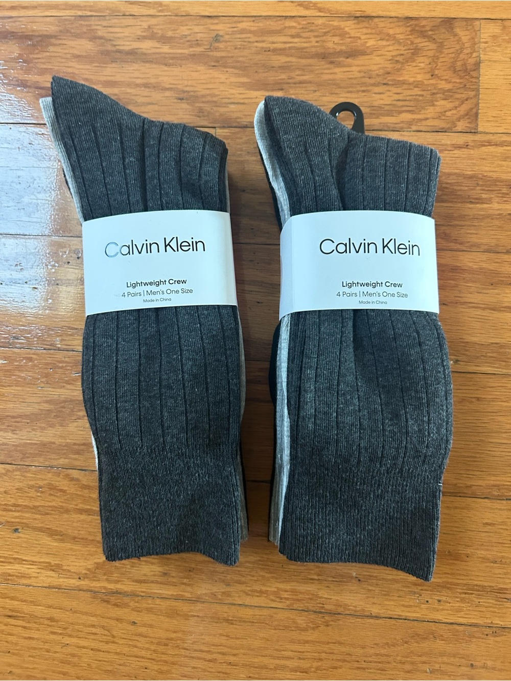 NWT Calvin Klein men’s lightweight crew socks 8 pack